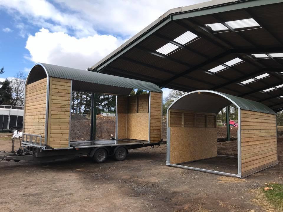 Equi HUT long side open walkthrough huts