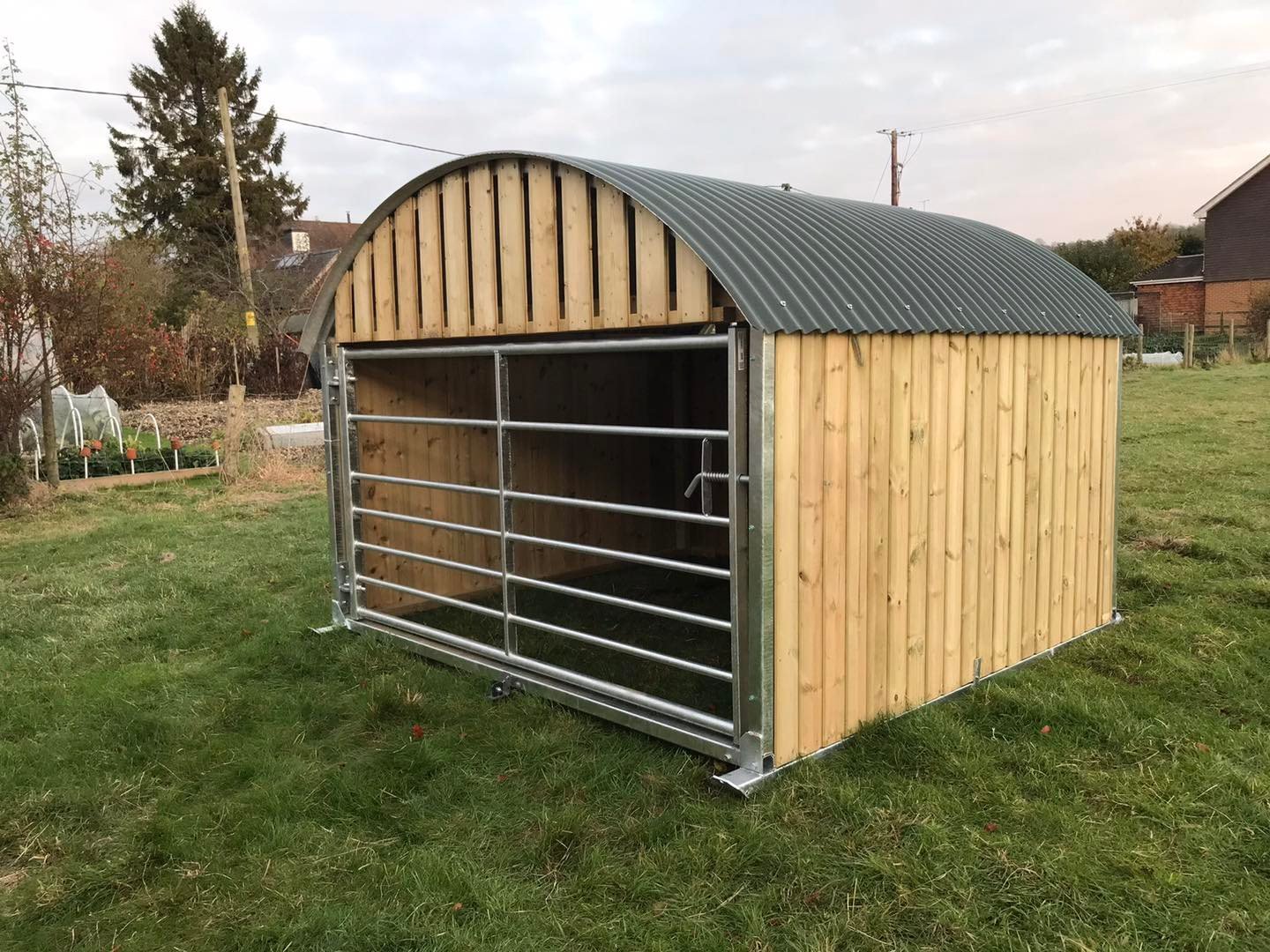 Shetland 3 Sided Field Shelter (2.4m x 2.4m) - Image 4